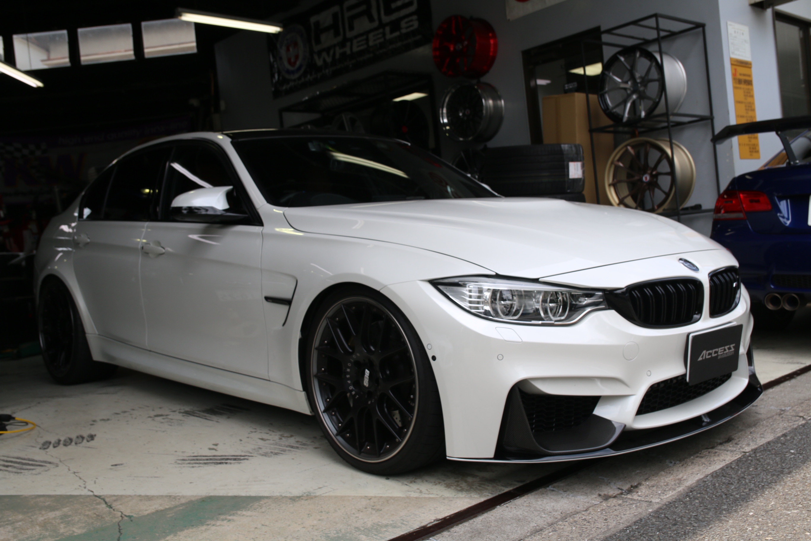 63bfed80652f3550606e1629fee93e