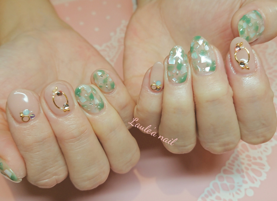 爽やかなクリア グリーンネイル パラジェル登録店 Laule A Nail 若葉駅前徒歩7分