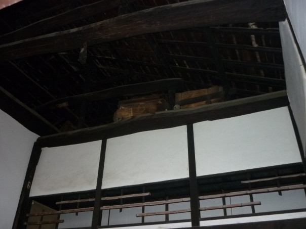 天井裏の米俵の中身は神社札 江戸末期 天保の古民家 住吉屋 森邸再生物語