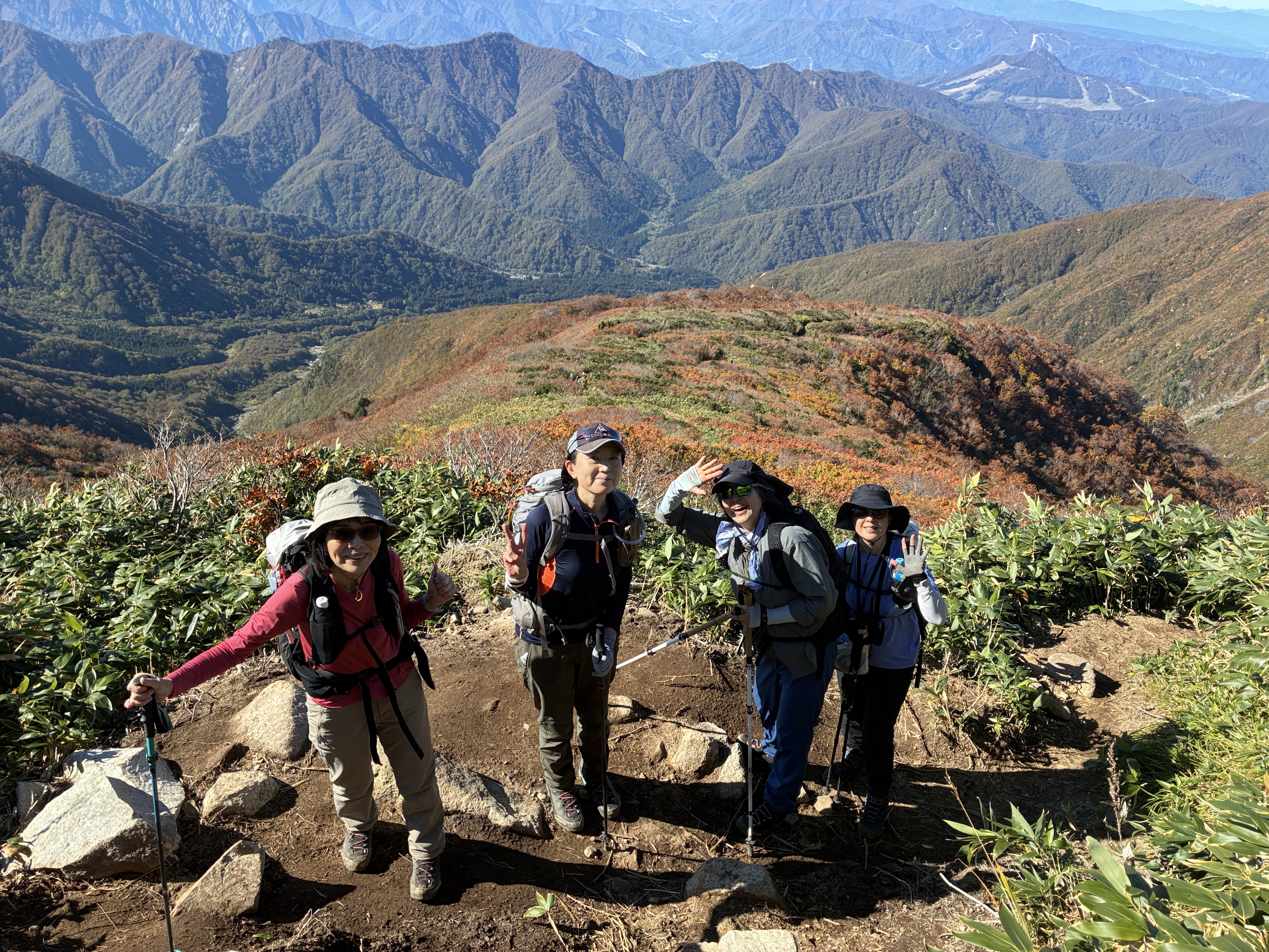 巻機山ガイド | Nature Adventure － 日本山岳ガイド協会 JMGA公式登山