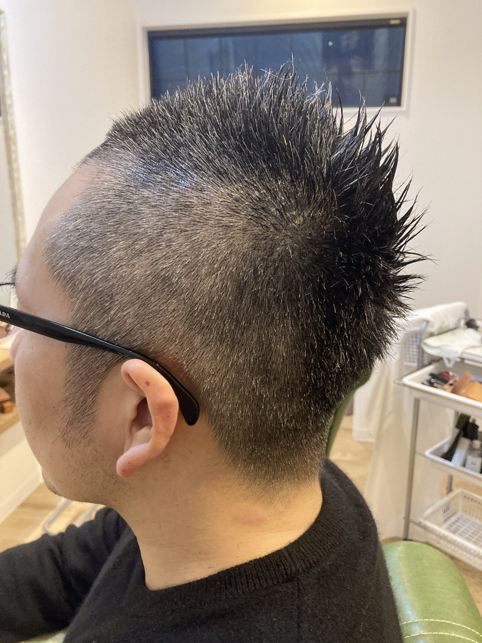 骨格を綺麗に見せるカット Hairbloom ヘアーブルーム 1日5名様限定のリラックスできる癒しの空間 骨格を綺麗に見せるカット Hairbloom ヘアーブルーム 1日5名様限定のリラックスできる癒しの空間