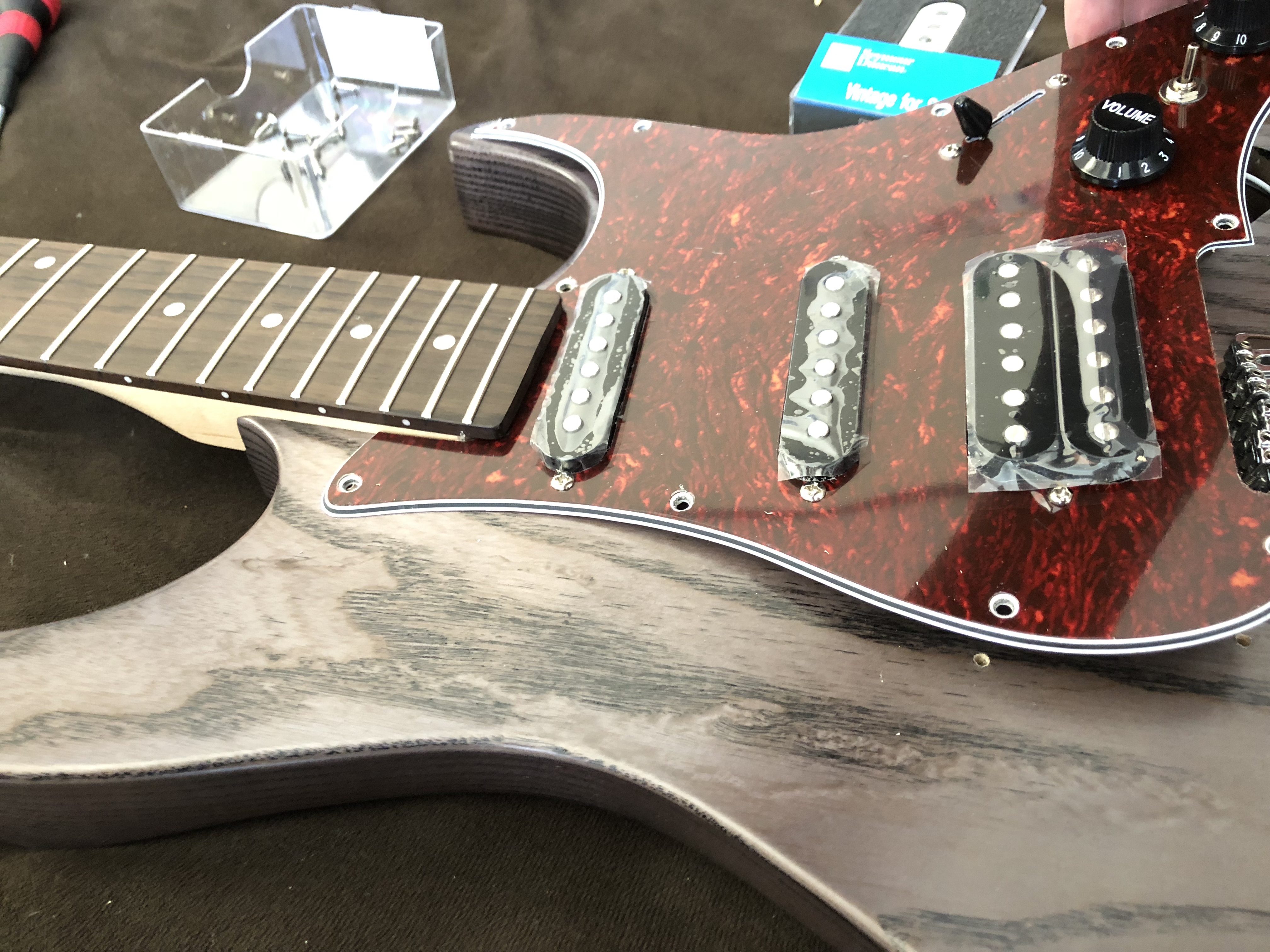Bacchus YSM-500R ASH ピックアップ交換 | TAKIGUCHIKE