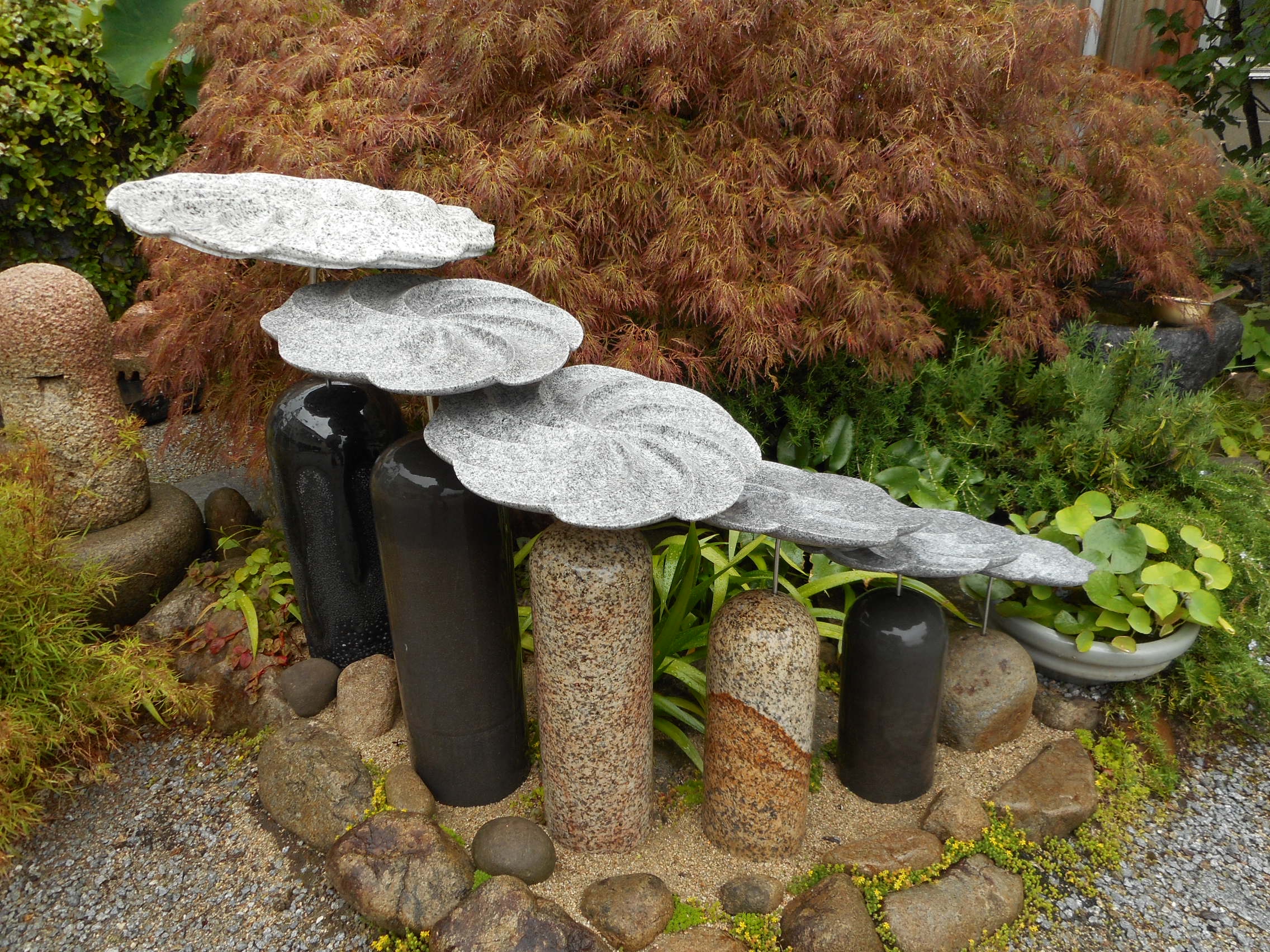 AJI流水花車｜庵治石庭園用オブジェ｜石彫デザイン工房 山田和弘