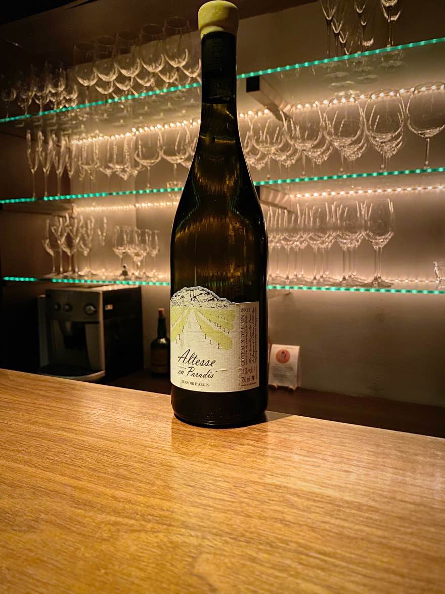 ムティエもずっと行ってみたいと思ってる場所です。 La Nuit Blanche