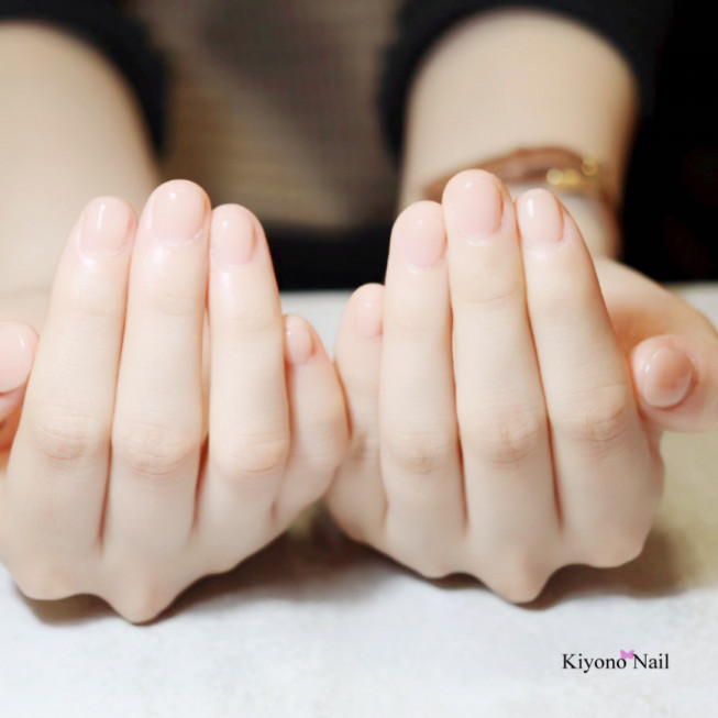 はじめてのジェルネイルをオーダーいただきました 佐世保市ネイルサロン 爪が傷まず上品なネイルのキヨノネイル