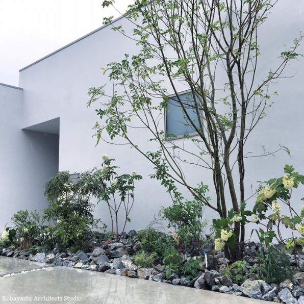 559 外構完成 小林義仁 小林建築設計事務所 Kobayashi Architects Studio 建築家と建てる家 家 づくり デザイン 住宅 店舗 オフィス 山梨県