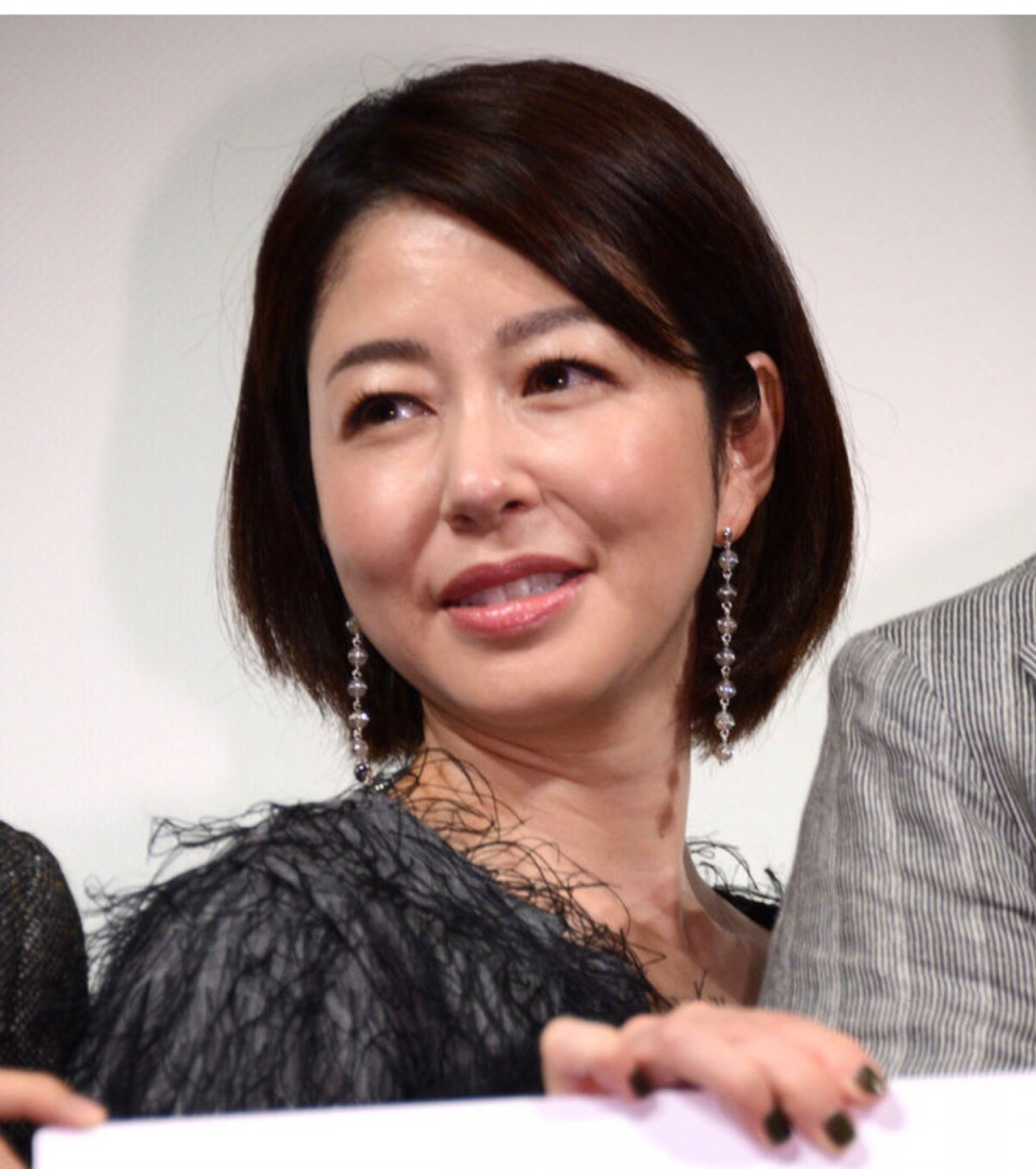 女優 堀内敬子さんがご着用 Dressunreve 女優 堀内敬子さんがご着用 Dressunreve