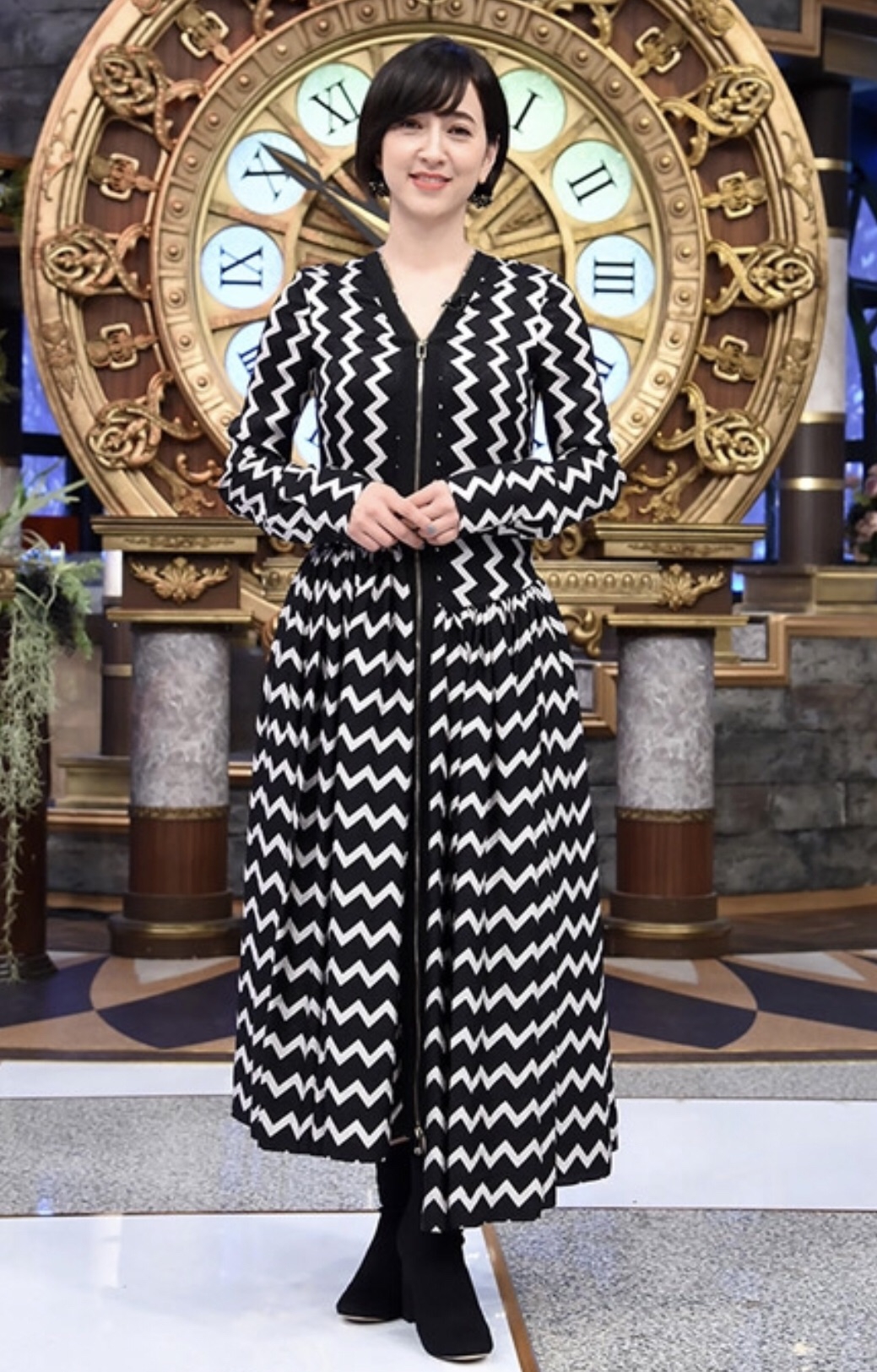 本物の商品一覧 滝川クリステルさん着用 バックルパンプス - quixnet
