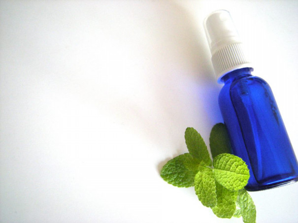 花粉シーズンにおすすめのアロマオイル Gofuku Botanical Atelier 花粉シーズンにおすすめのアロマオイル Gofuku Botanical Atelier