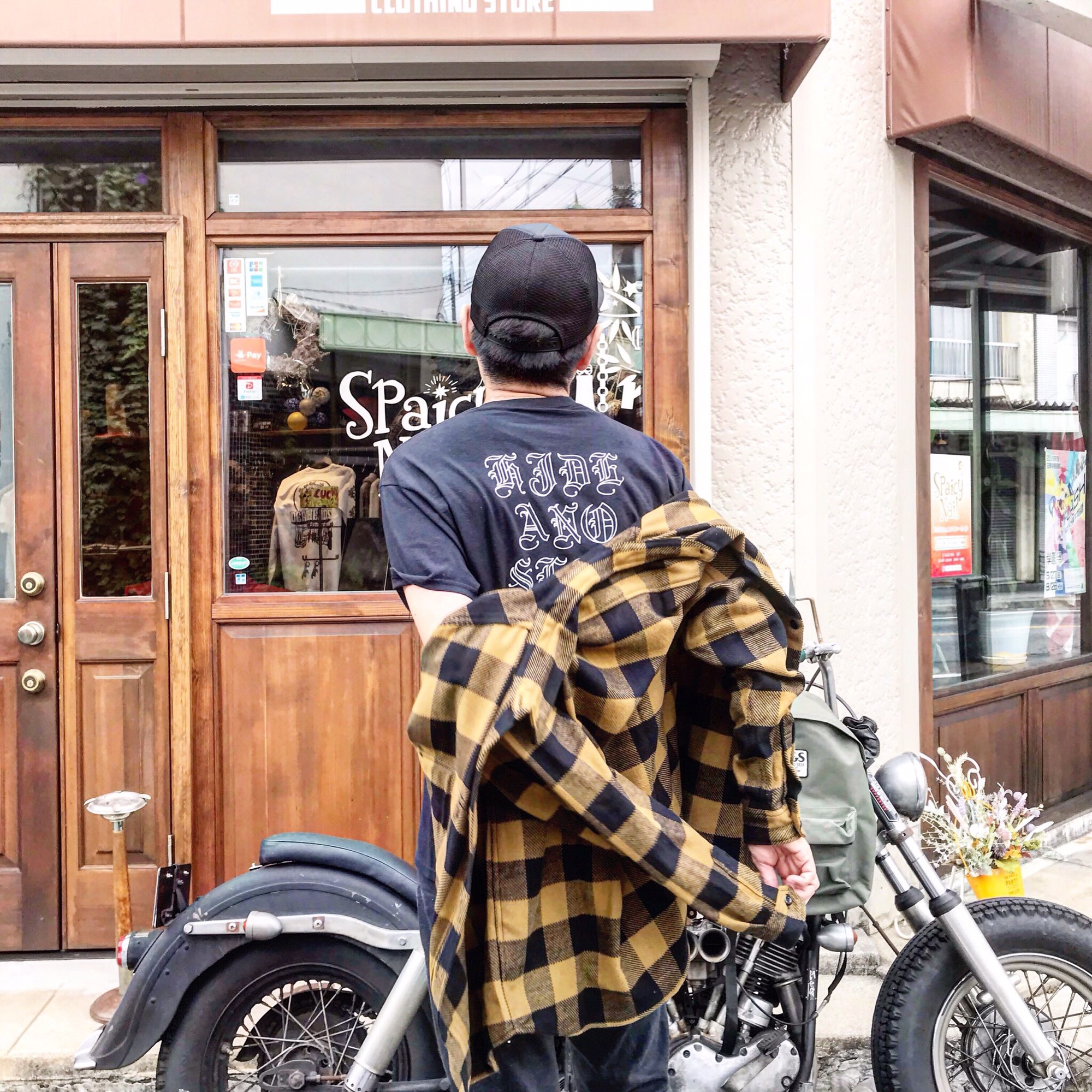 hide STAFF グラフィックTシャツ ターコイズ 門倉太久斗/22世紀ジェダイ slash shirt blue / TXA-TENGA by