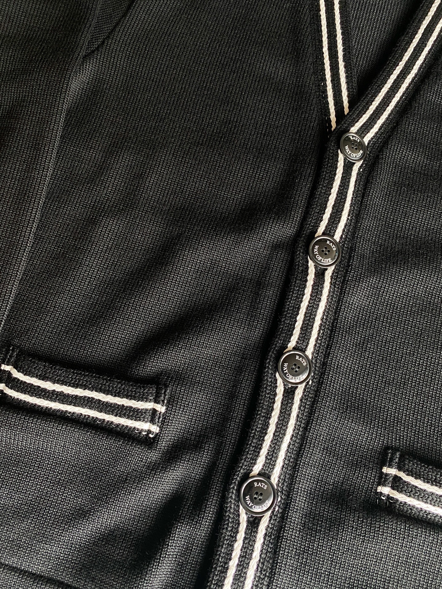RATS 25AW BLACK CARDIGAN発売開始 | FAGRASS WEB SITE