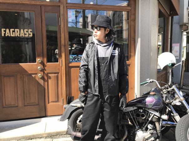 誰もが知っている某ブランドを大胆にサンプリング！PAWN COACH JACKET 