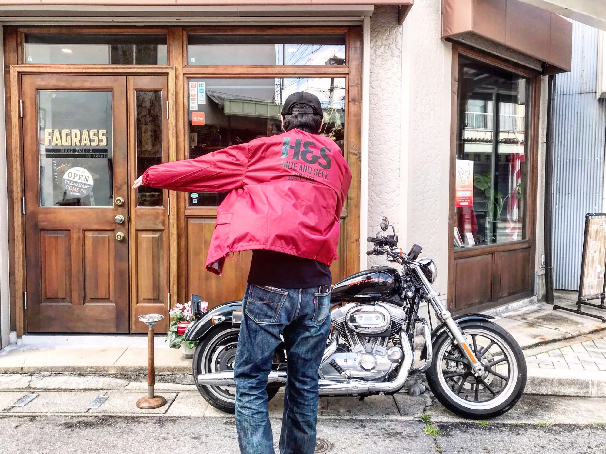 赤が似合う男になりたくて。 | FAGRASS WEB SITE