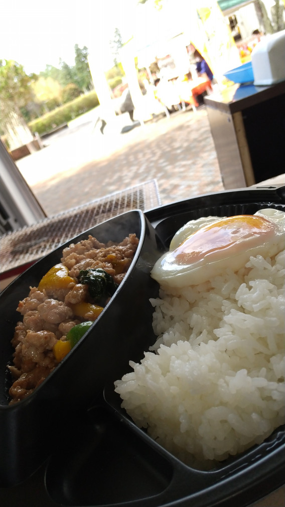 花束マルシェ 10月11日 移動販売 小六