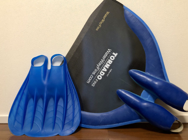 レース用モノフィンも到着！ | Regulus Finswimming Team