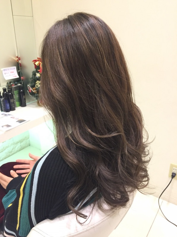 成人式を迎える女の子のヘアカラー Concept To Be S Ownd 成人式を迎える女の子のヘアカラー Concept To Be S Ownd