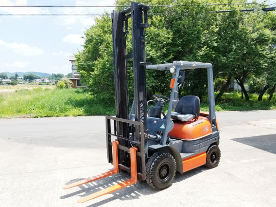 トヨタ フォークリフト1.5t マスト4.5m | 農機具DEPO 中古農機具 専門店