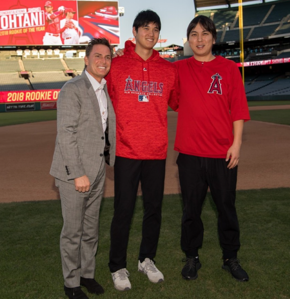 大谷新人王「米国に来て良かった」 イチローら名選手と肩並べ「光栄