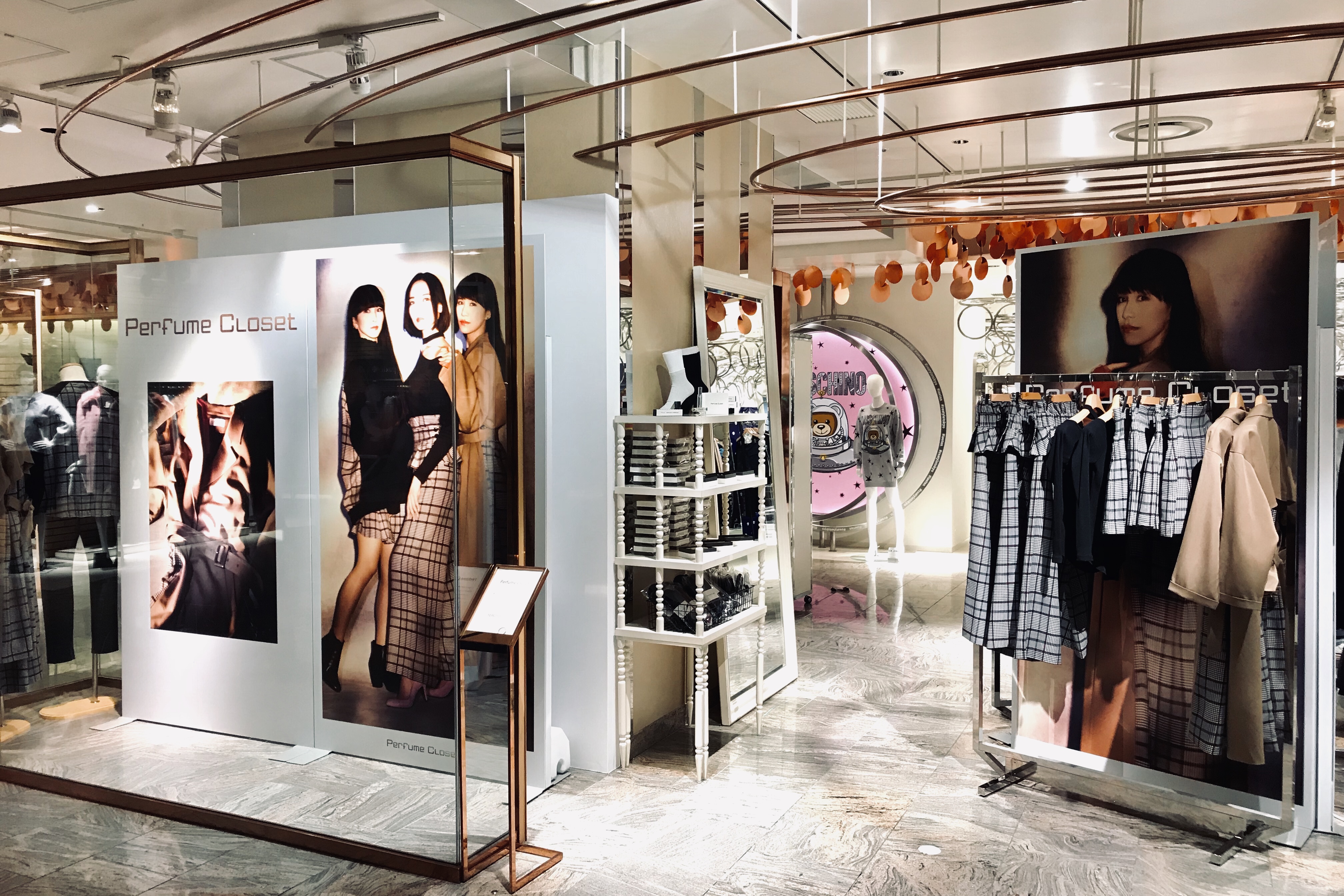 PERFUME CLOSET POP-UP STORE | SYMPHONIC PRODUCTIONS