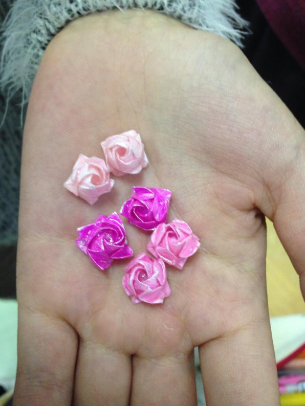 折り紙の薔薇のイヤリングの作成 Origami Diary