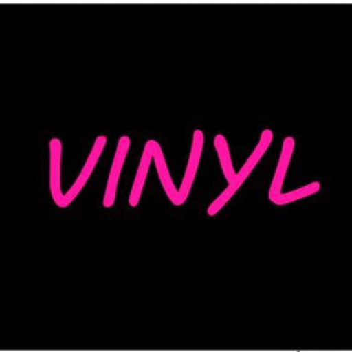 横浜 杉田で人気の美容院 Vinyl バイナル Vinyl 横浜 杉田で人気の美容院 カットはもちろん カラーも人気 安定した縮毛矯正の技術や パーマも人気