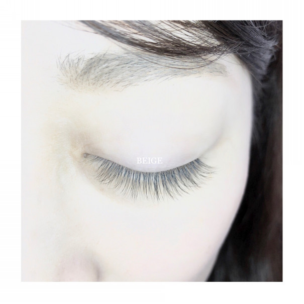 ずっとまつげエクステを付けている方へ Beige Eyelash Yoga