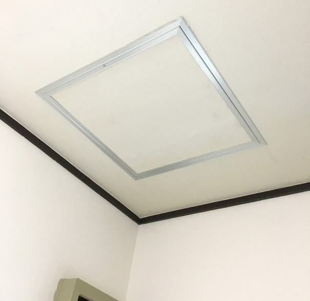 天井点検口を付けたよ Kaeruhouse Do It Myself