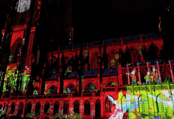 フランス ストラスブール夏恒例プロジェクションマッピング 2019 les illuminations de la Cath drale 2019 Hortus, comme un jardin Les Falaises de Gr s