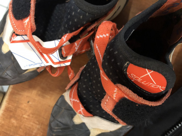 スポルティバ (La Sportiva) さんのクライミングシューズ ???? 試し履き会で、ソリューション ウーマンとスクワマ ウーマンを使ってみて????  | Les Falaises de Grès