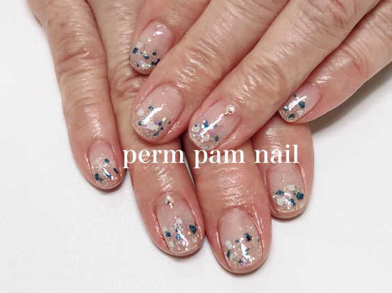 キラキラ夏ネイル 新横浜ネイルサロン パームパムネイル Permpam Nail