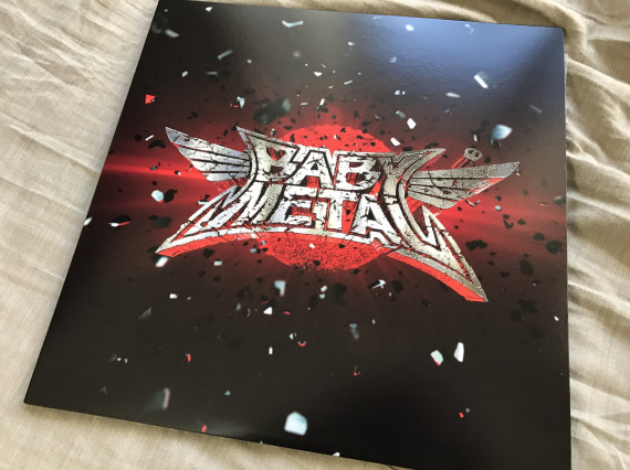 最初はやっぱり「まがいもの」だった？ ゼロから聴くBABYMETAL | SILLY 