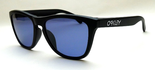 OAKLEY×RARTSの限定カスタム・偏光サングラス】OAKLEY（オークリー