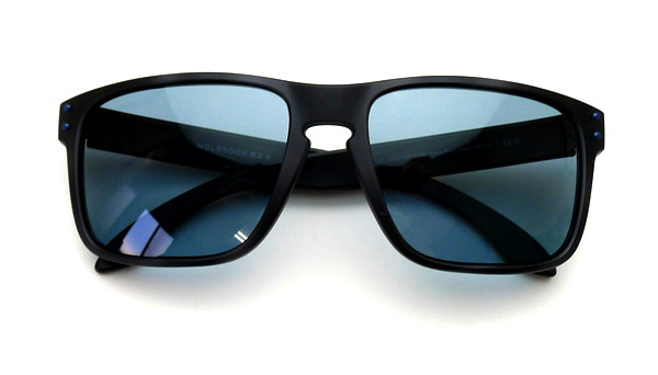 OAKLEY（オークリー）× TALEX（タレックス） HOLBROOK RX(A)の季節限定 