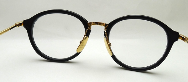 THOM BROWNE（トムブラウン）」がついに復活しました！ | MEGANEPARK