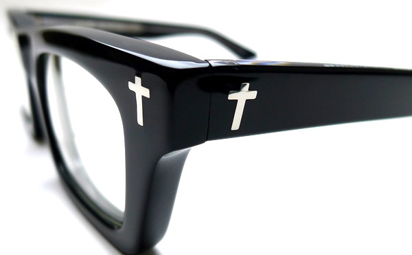 宮川大輔さん愛用のEFFECTOR DIRTのBK+（ブラッククロス）が入荷  