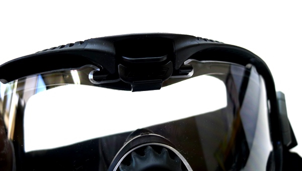 調節可能な換気システムを搭載したESS最高のゴーグル】ESS INFLUX AVS