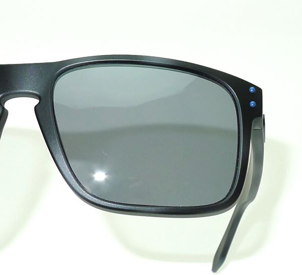 OAKLEY×RARTSの限定カスタム・偏光サングラス】OAKLEY（オークリー