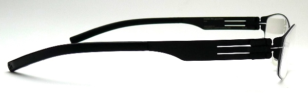 ic!berlin（アイシーベルリン）の日本での名作モデル「the guuchan」が