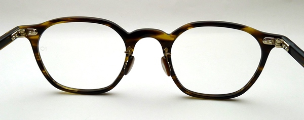 希少なデットストック生地を使用したセルロイドフレーム】10EYEVAN（10