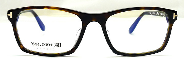 ブラッド・ピットさんも着用モデルのアジアンフィット】TOM FORD（トム 