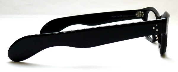 ジョニー・デップさん着用モデル】OLD FOCALS Rockerが再入荷 ...