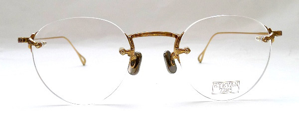 EYEVAN 7285 / 140 c.800 横長 シルバー 綾野剛着用 