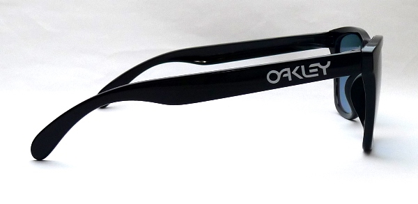 OAKLEY×TALEXの限定カスタム・偏光サングラス】OAKLEY Frogskins RX(A