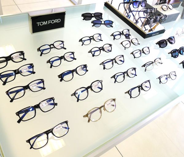 【期間限定価格】 トムフォード　サングラス　TOM FORD TOM FORD（トムフォード）が期間限定で多数入荷いたしました