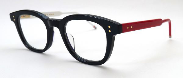 トリコロールカラーを採用したアシンメトリーのセルフレーム】THOM  