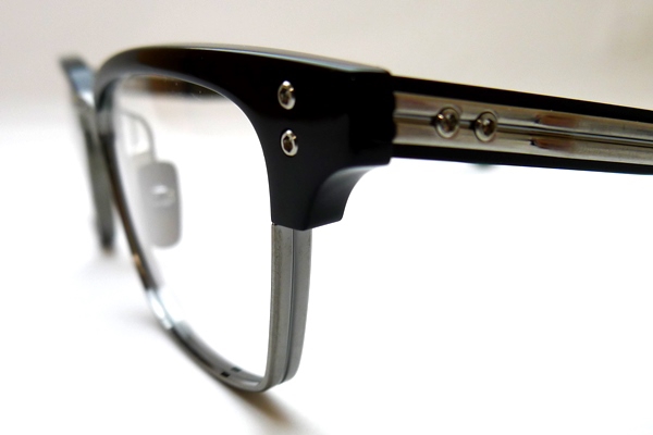 機能性の美を追求するデザイン】DITA STATESMAN SIX DTX132 BLACK