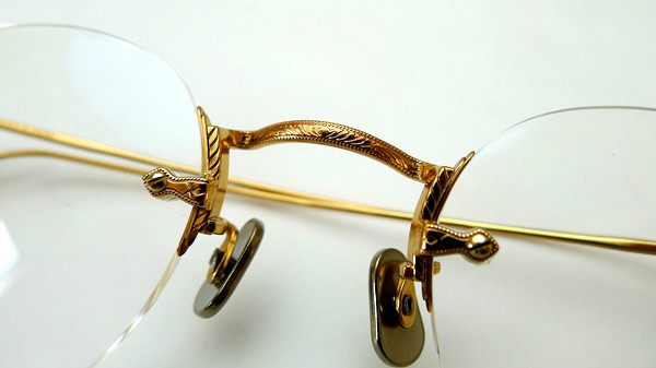 綾野剛さんが着用する「EYEVAN 7285 140 c.900」が入荷！ | メガネ  