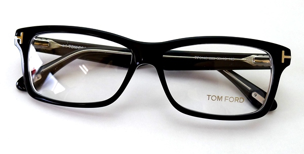 TOM FORD（トムフォード）の人気モデル「TF5146」が再入荷いたしました