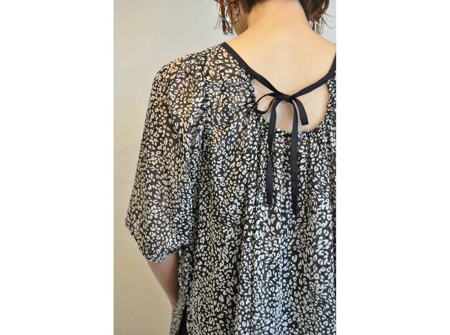 margaux】back ribbon leopard blouse /【マルゴー】バックリボン