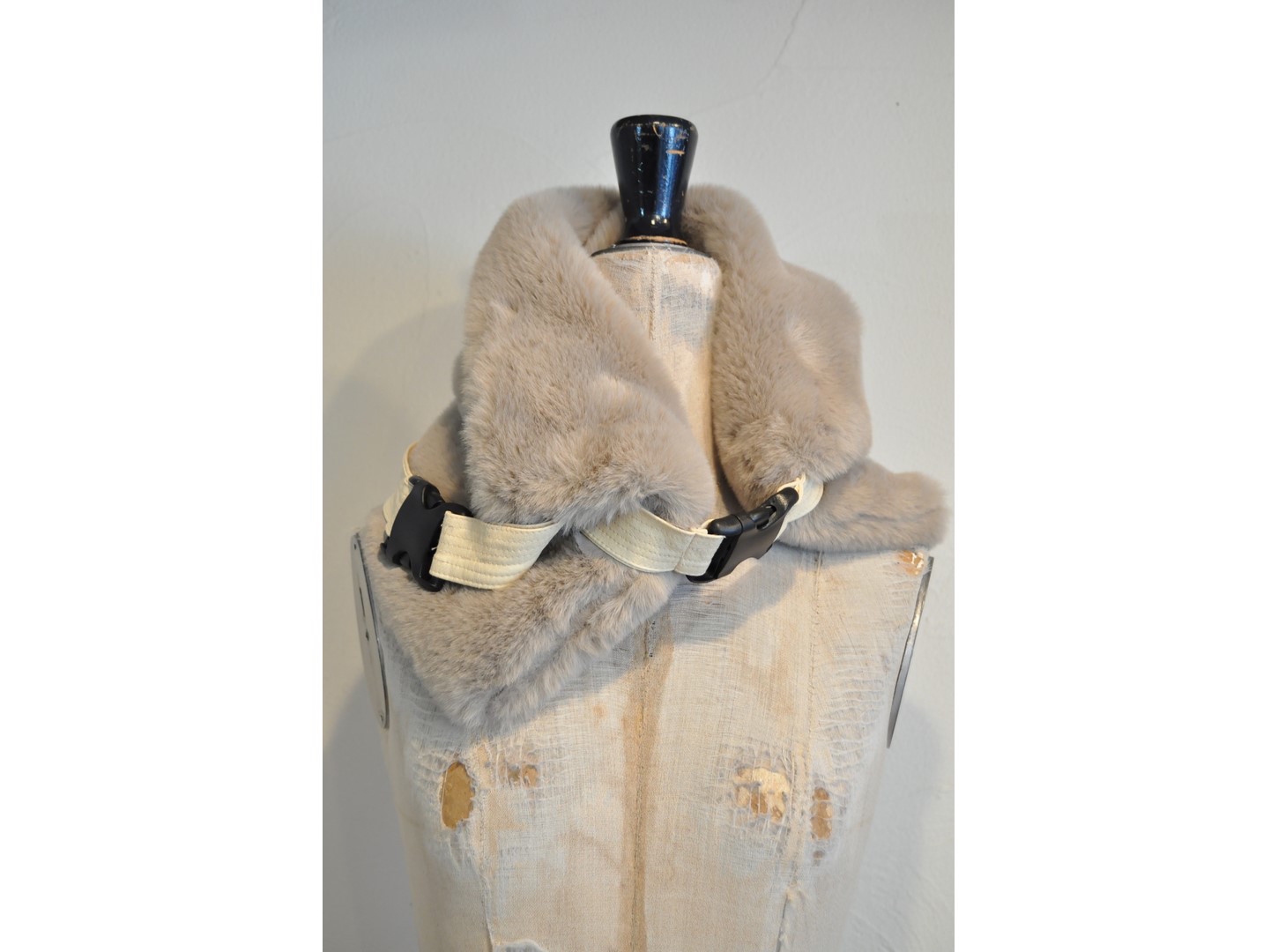 リハーズオール　エコファーフードネックウォーマー　ベージュ RehersalL】eco fur hooded neck warmer /【リハーズオール